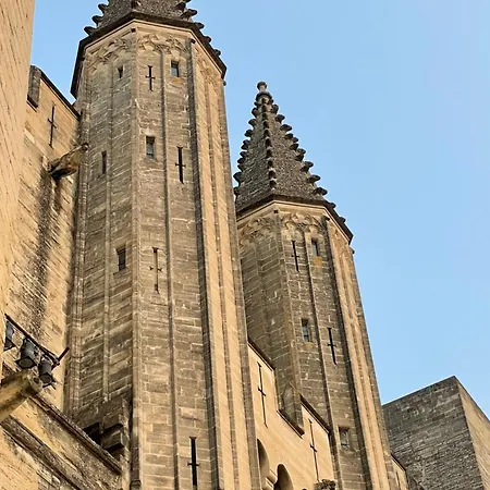 Au Coeur D'avignon *